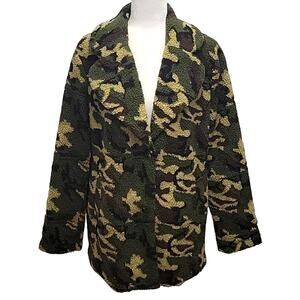 KUT from the Kloth Camo Sherpa Jacket Coat Cardigan Lined Woman's Size M